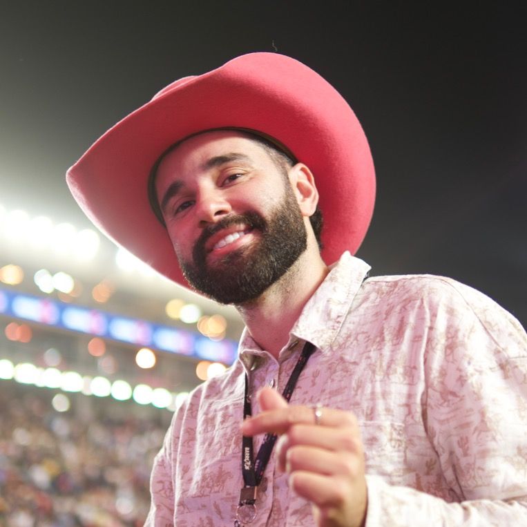 3b6b3f33f78f185f015d59d84bb33a0d~tplv-tiktokx-cropcenter_1080_1080